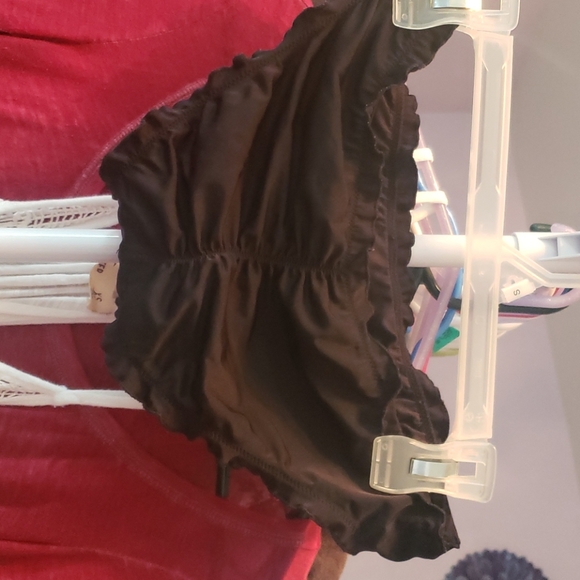 Victoria's Secret Ruffle Cheeky Swimsuit Bottoms - Picture 2 of 3